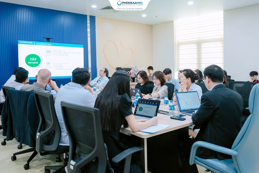 Bệnh viện Đại học Phenikaa đón tiếp đoàn chuyên gia Đại học Oxford, thúc đẩy hợp tác quốc tế trong lĩnh vực giải trình tự gen