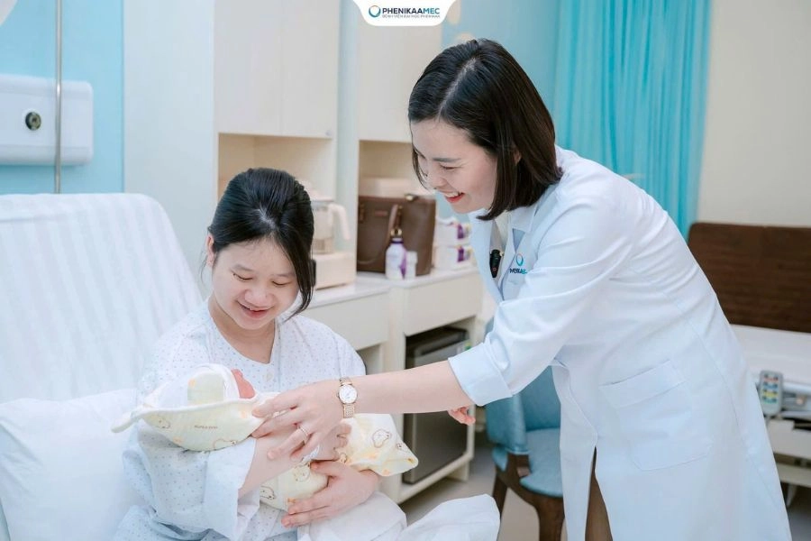 Dọa sinh non, vỡ ối sớm ở tuần 31: PhenikaaMec thành công giữ thai đến mốc 39 tuần 5 ngày, đón em bé chào đời khỏe mạnh 