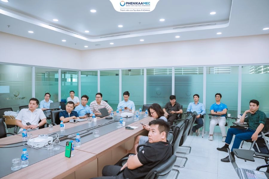 Hội thảo Phẫu thuật chỉnh hình xương hàm PhenikaaMec