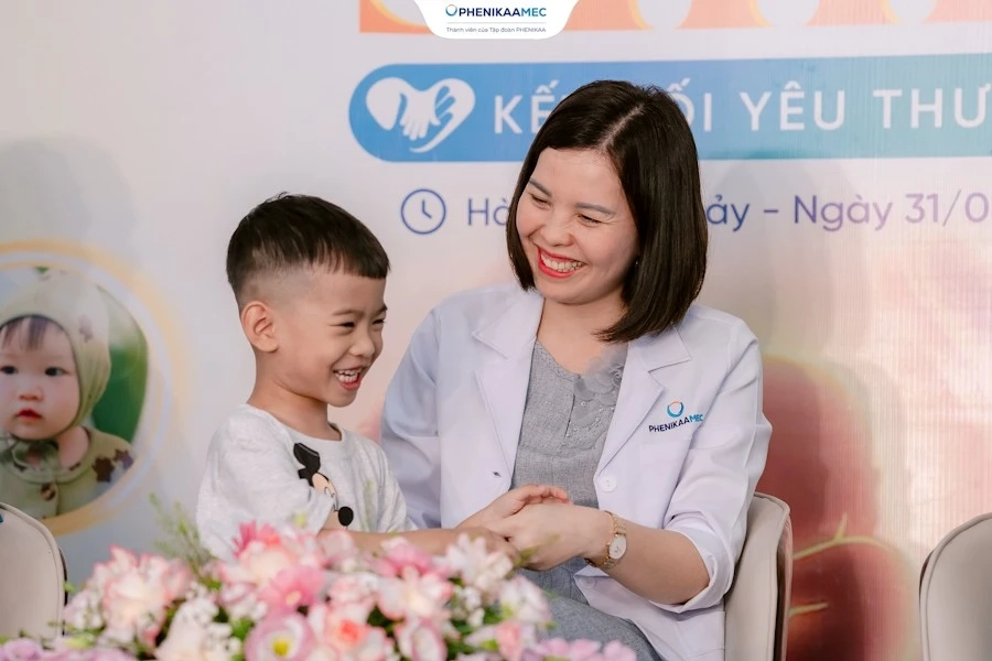 Bệnh Viện Đại Học Phenikaa Trao Gửi Yêu Thương Đến Các Em Nhỏ Chúc Mừng Ngày Quốc Tế Thiếu Nhi 1-6