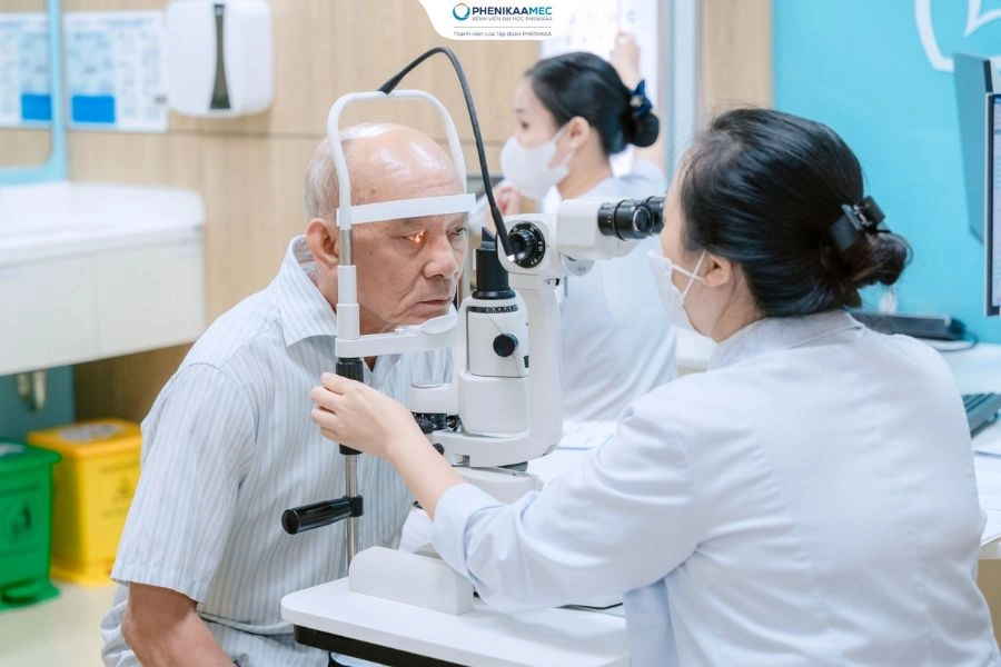 Bệnh viện Đại học Phenikaa đồng hành chăm sóc sức khỏe người có công tại phường Xuân Phương