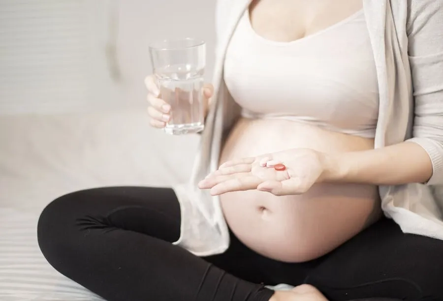 Mẹ bầu cần bổ sung đầy đủ acid folic khi mang thai