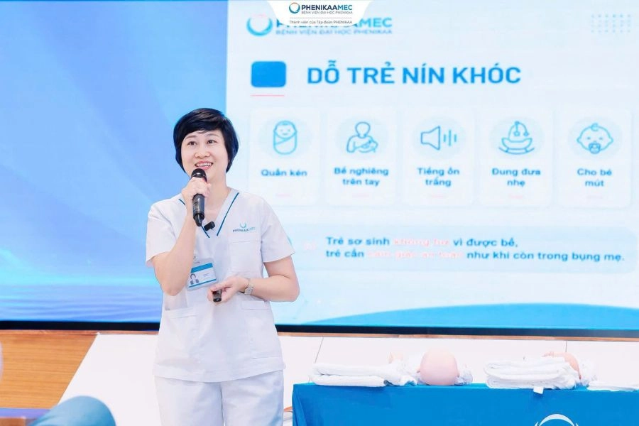 Gần 600 mẹ bầu và người thân tham dự lớp học tiền sản PhenikaaMec: Cập nhật kiến thức về nước ối để bảo vệ thai kỳ khỏe mạnh