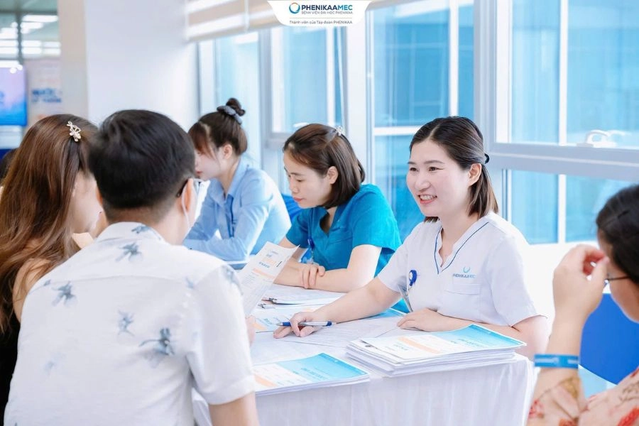 Gần 600 mẹ bầu và người thân tham dự lớp học tiền sản PhenikaaMec: Cập nhật kiến thức về nước ối để bảo vệ thai kỳ khỏe mạnh