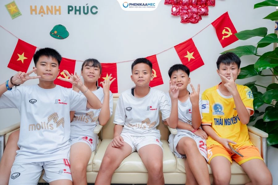 PhenikaaMec đồng hành cùng Liên đoàn Bóng đá Việt Nam chăm sóc sức khỏe các cầu thủ trẻ