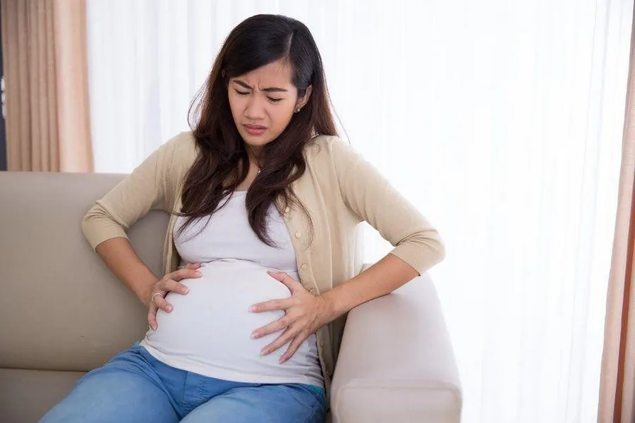 Mẹ bầu mang song thai 1 túi ối có nguy bị tăng huyết áp và tiền sản giật
