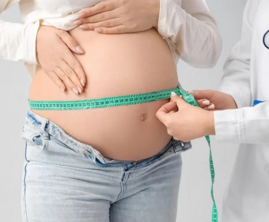 Các triệu chứng lâm sàng mẹ bầu có thể cảm nhận được khi tình trạng này ở mức độ trung bình hoặc nặng