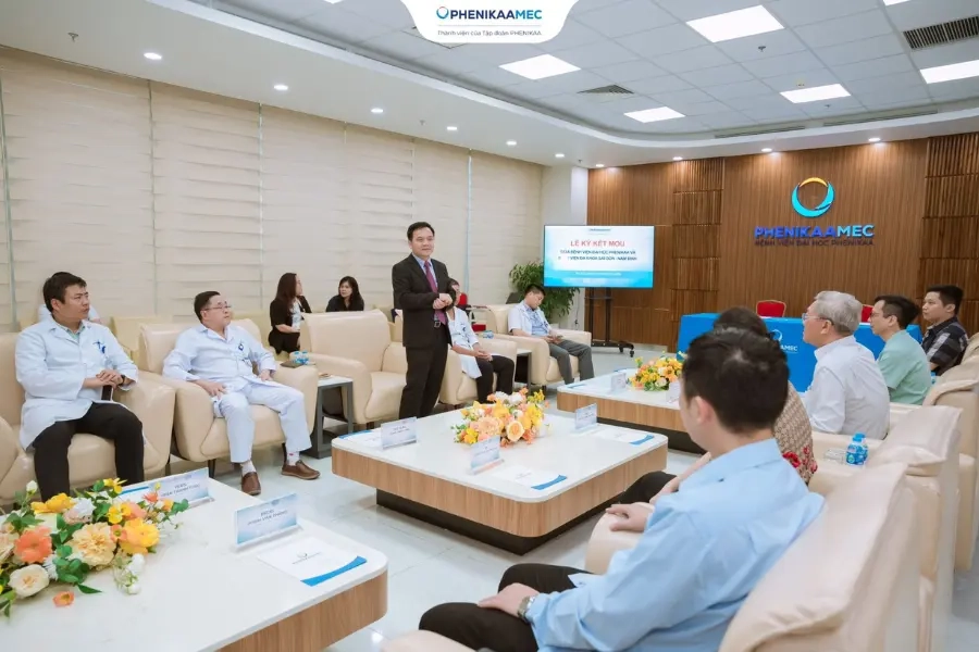 Bệnh viện Đại học Phenikaa và Bệnh viện Đa khoa Sài Gòn - Nam Định ký kết Biên bản ghi nhớ hợp tác 