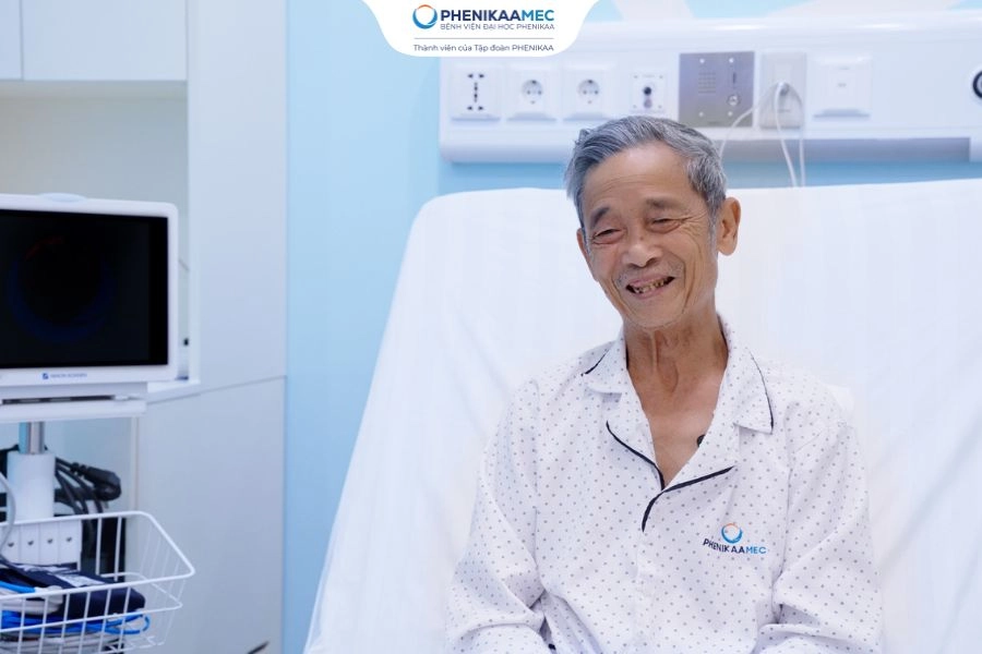 PhenikaaMec đặt stent kịp thời cứu sống người bệnh 90 tuổi hẹp động mạch vành tới 90%
