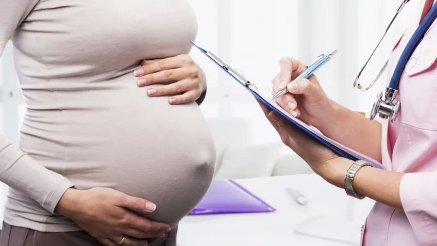 Theo dõi sát các dấu hiệu bất thường sau thủ thuật giúp đảm bảo an toàn cho mẹ và thai nhi