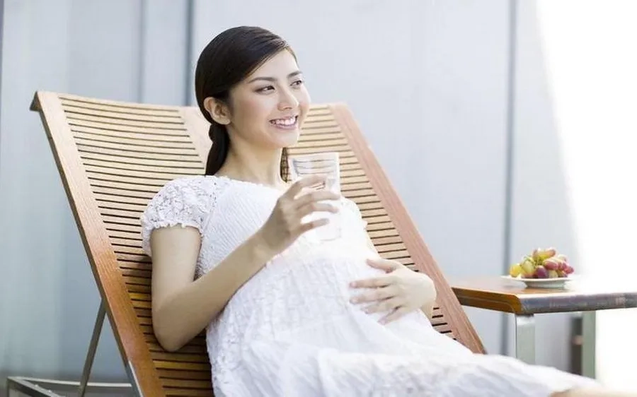 Thai phụ cần nghỉ ngơi và theo dõi cẩn thận sau sinh thiết giúp giảm nguy cơ biến chứng và bảo vệ sức khỏe 