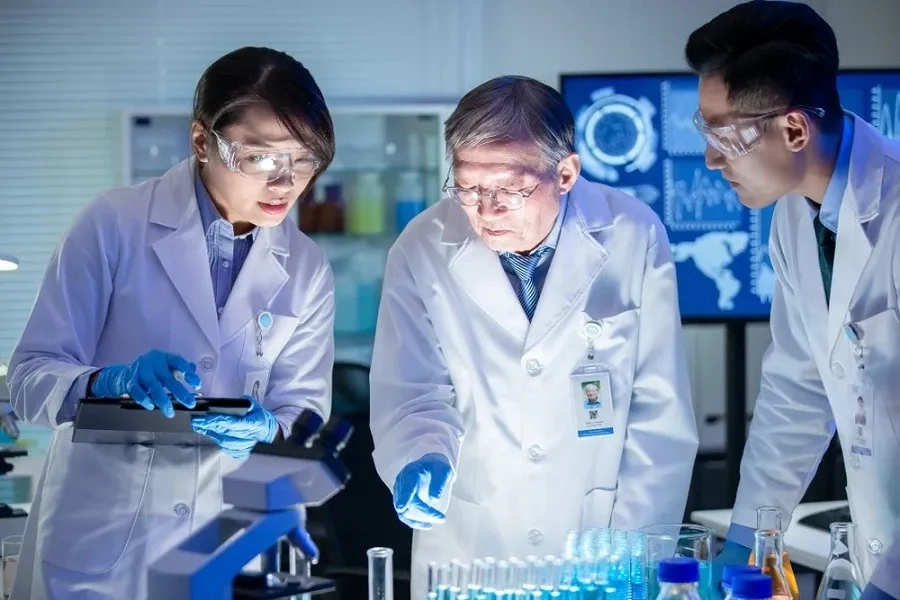 Chi phí xét nghiệm tầm soát ung thư dao động tùy theo loại xét nghiệm và cơ sở y tế
