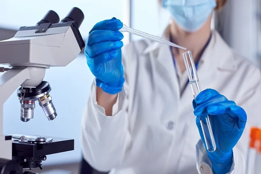Tùy vào loại ung thư, bác sĩ sẽ chỉ định các xét nghiệm phù hợp 