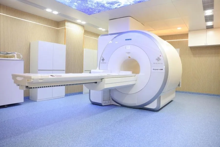Máy PET -CT đời mới phát hiện sớm các tổn thương nghi ngờ ung thư
