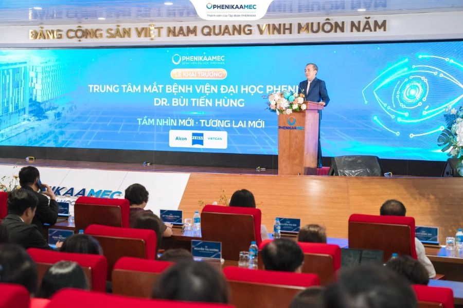 Khai trương Trung tâm Mắt Bệnh viện Đại học Phenikaa – Dr. Bùi Tiến Hùng: Kiến tạo mô hình nhãn khoa chuyên sâu, nâng tầm chăm sóc thị lực toàn diện