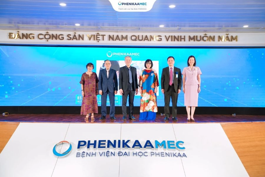Khai trương Trung tâm Mắt Bệnh viện Đại học Phenikaa – Dr. Bùi Tiến Hùng: Kiến tạo mô hình nhãn khoa chuyên sâu, nâng tầm chăm sóc thị lực toàn diện