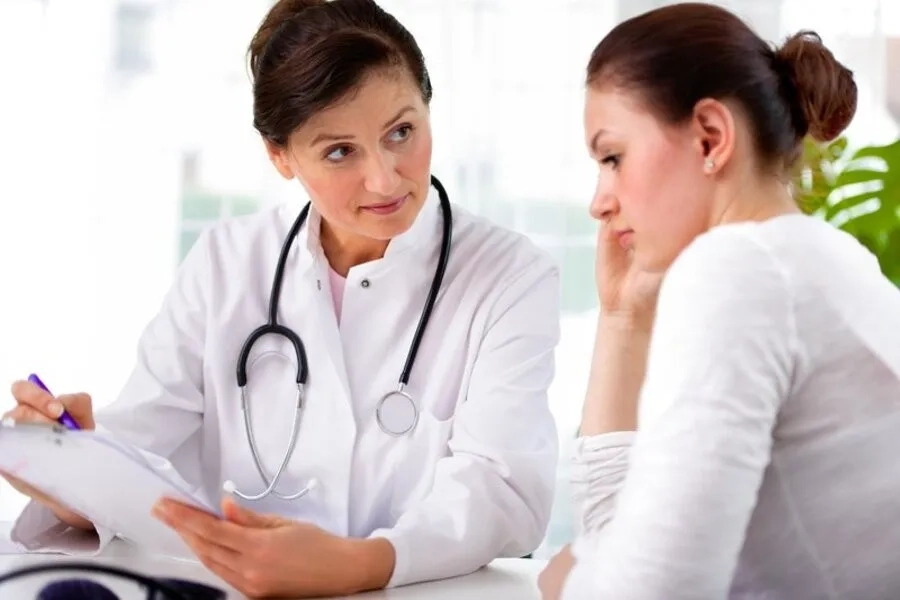 Thăm khám sớm khi có dấu hiệu bất thường giúp bảo vệ sức khỏe sinh sản