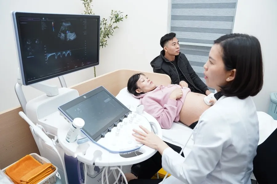 Thiểu ối cần được thăm khám thường xuyên theo lịch hẹn của bác sĩ chuyên khoa 