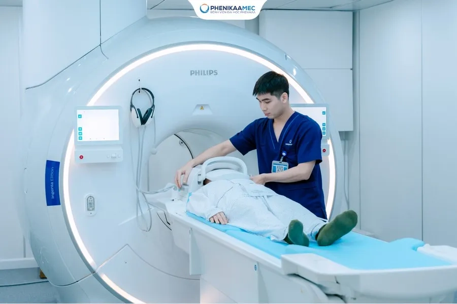Hệ thống chụp MRI 3.0 Tesla tích hợp công nghệ AI cho kết quả chính xác