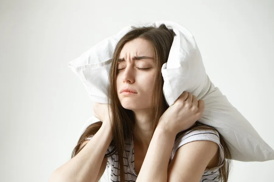 Mất ngủ, mệt mỏi, giảm tập trung là các dấu hiệu cảnh báo sớm cần được lưu ý