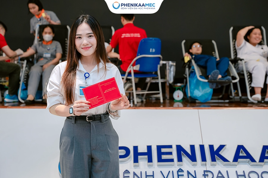 Chương trình hiến máu nhân đạo giọt hồng PhenikaaMec