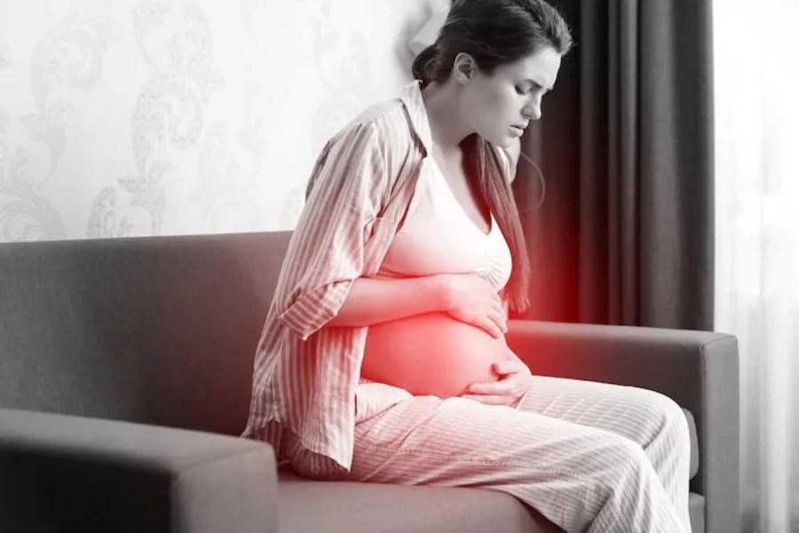 Ít ối gây nhiều biến chứng nguy hiểm cho cả mẹ bầu lẫn thai nhi