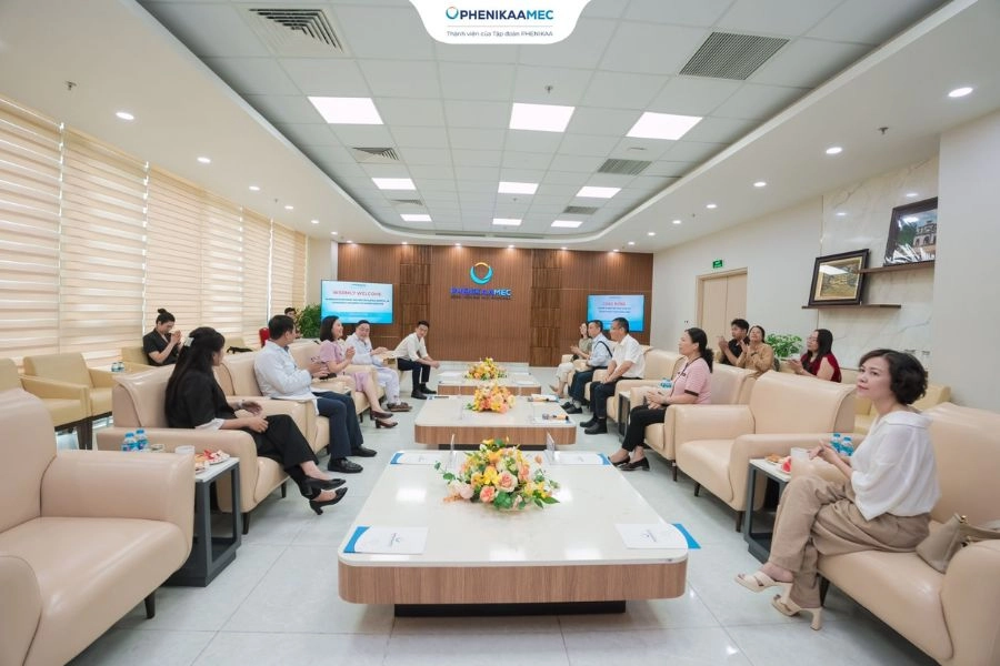 Bệnh viện Đại học Phenikaa thúc đẩy trao đổi hợp tác với Bệnh viện Trực thuộc số 1, Đại học Trung Y Dược Quảng Châu
