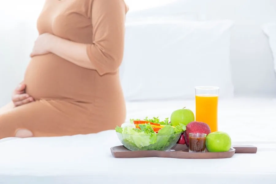 Trước khi thực hiện xét nghiệm NIPT, mẹ bầu không cần nhịn ăn
