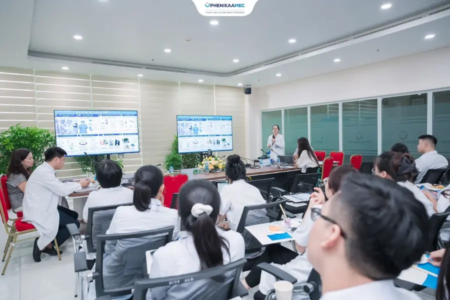 PhenikaaMec tổ chức Hội thảo khoa học cập nhật giải pháp tối ưu hóa dinh dưỡng tĩnh mạch cho bệnh nhân nặng và bệnh nhân ung bướu