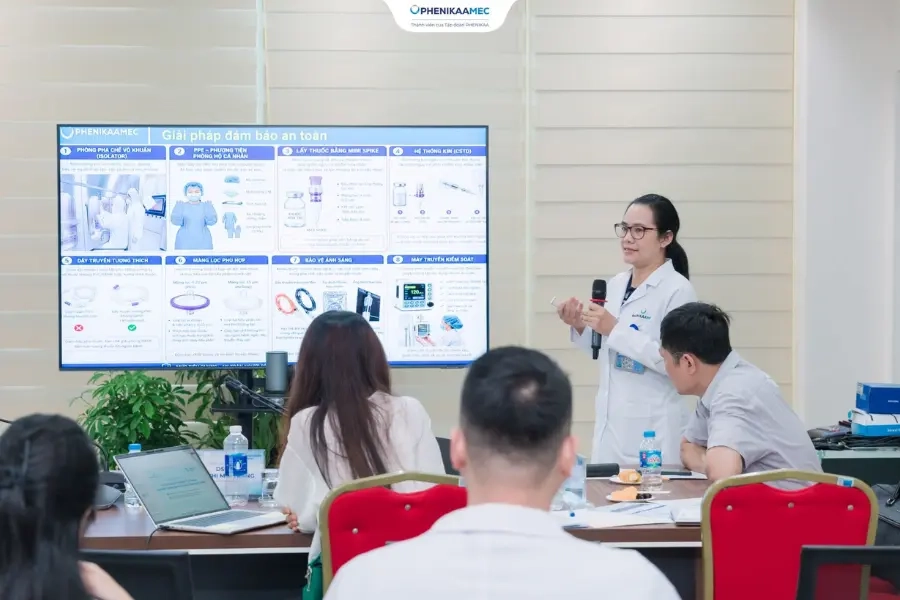 PhenikaaMec tổ chức Hội thảo khoa học cập nhật giải pháp tối ưu hóa dinh dưỡng tĩnh mạch cho bệnh nhân nặng và bệnh nhân ung bướu