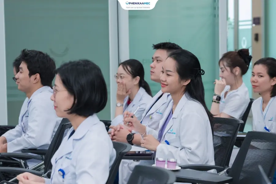 PhenikaaMec tổ chức Hội thảo khoa học cập nhật giải pháp tối ưu hóa dinh dưỡng tĩnh mạch cho bệnh nhân nặng và bệnh nhân ung bướu