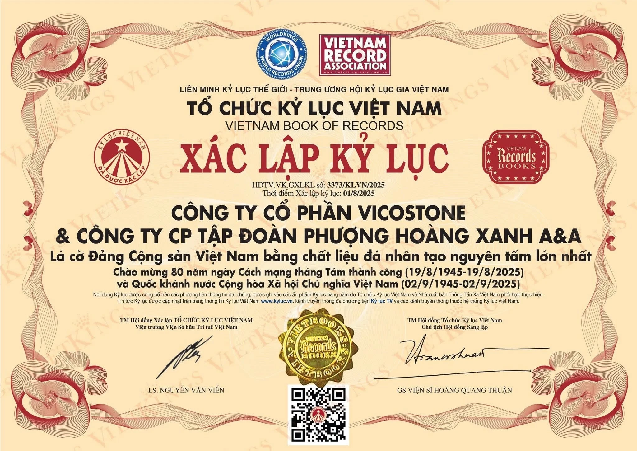 VICOSTONE xác lập kỷ lục Lá Cờ Tổ quốc và Cờ Đảng Cộng sản Việt Nam bằng đá nhân tạo lớn nhất Việt Nam