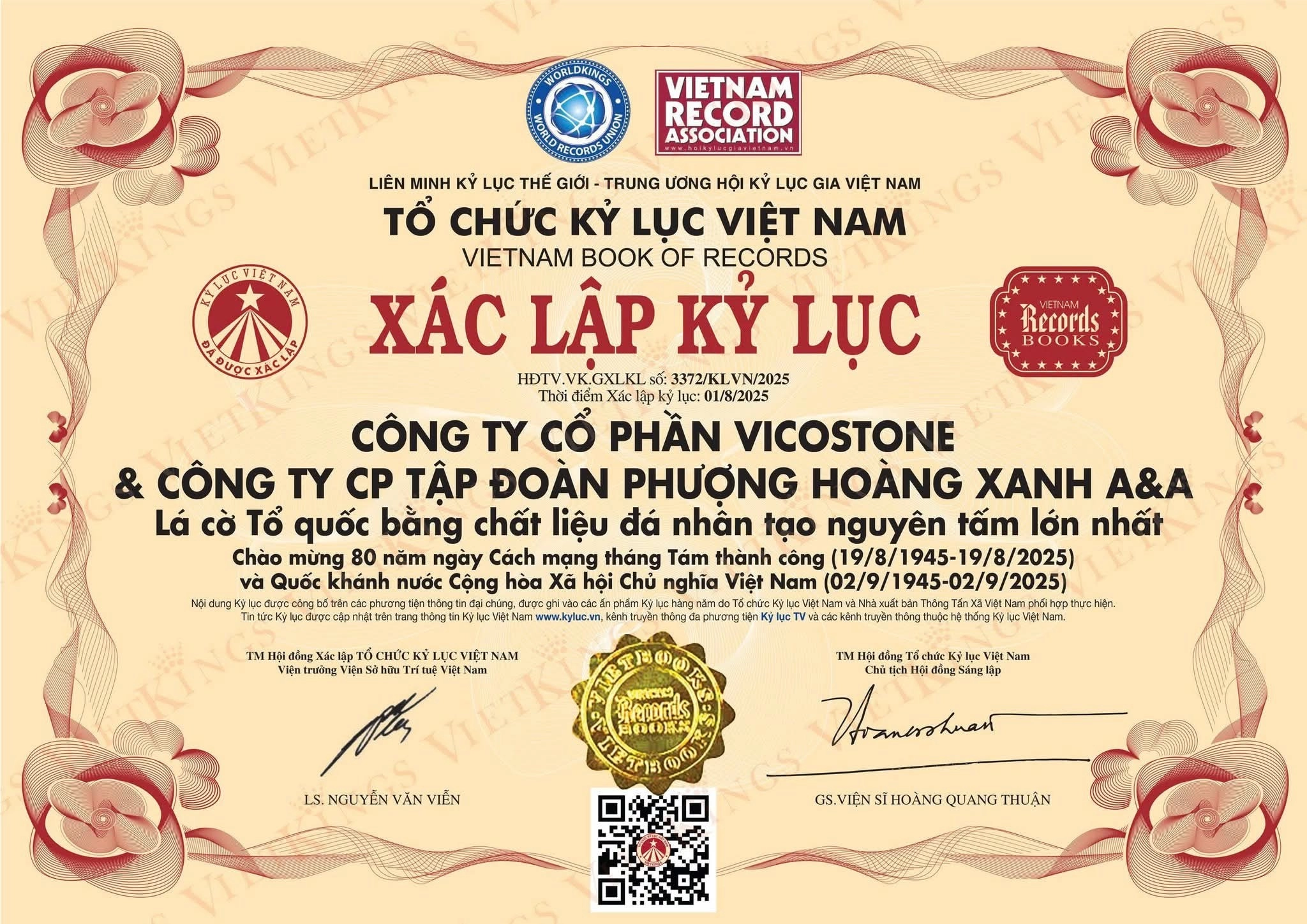 VICOSTONE xác lập kỷ lục Lá Cờ Tổ quốc và Cờ Đảng Cộng sản Việt Nam bằng đá nhân tạo lớn nhất Việt Nam