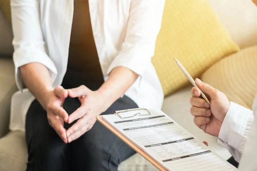 Sinh sống và làm việc trong môi trường trong lành, không hóa chất độc hại giúp phòng chống ung thư vú