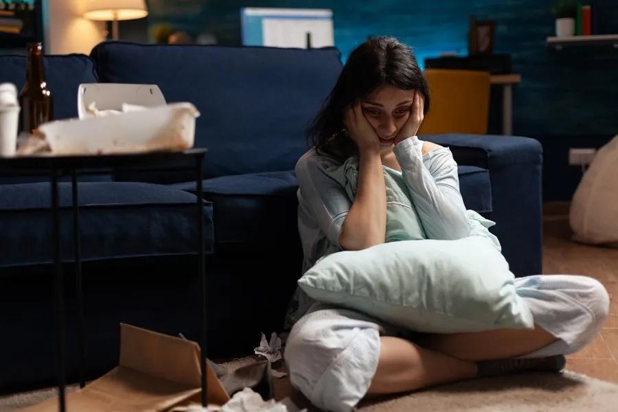 Bạn cần thăm khám và điều trị khi các biểu hiện rối loạn lo âu xuất hiện thường xuyên và dai dẳng