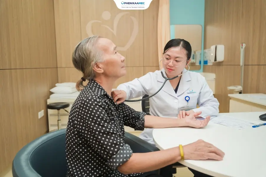 PhenikaaMec đồng hành triển khai khám sức khỏe định kỳ miễn phí cho gần 7.000 người dân phường Xuân Phương
