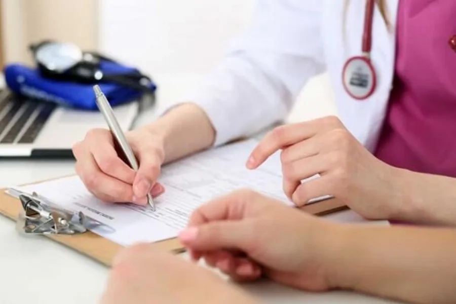 Chi phí sàng lọc trước sinh cụ thể tuỳ thuộc vào phương pháp và độ phức tạp của xét nghiệm