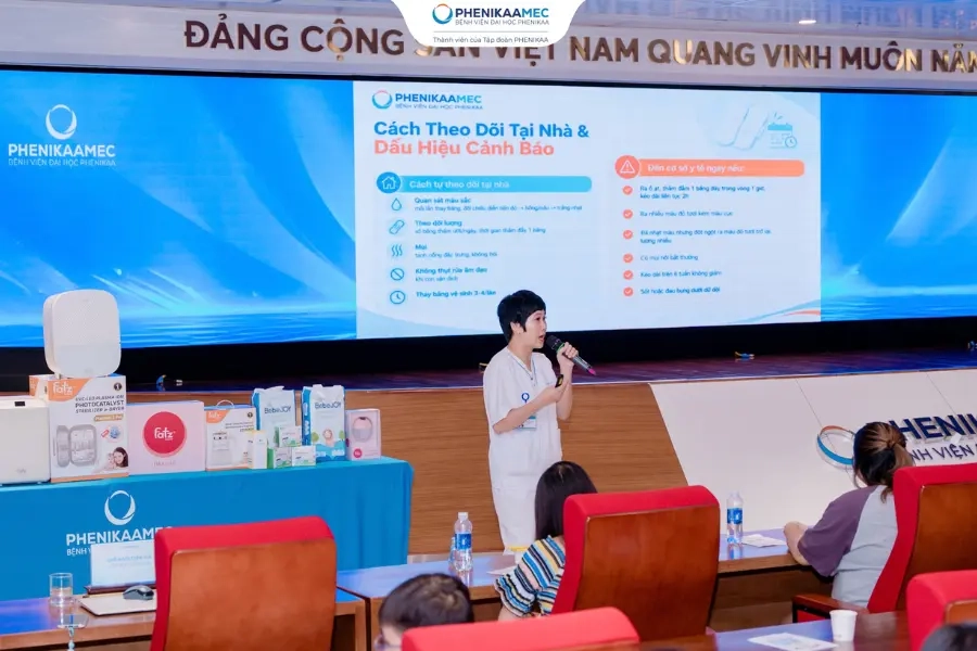 Lớp học tiền sản tháng 9: Đông đảo bố mẹ cùng chuẩn bị kiến thức đón con yêu