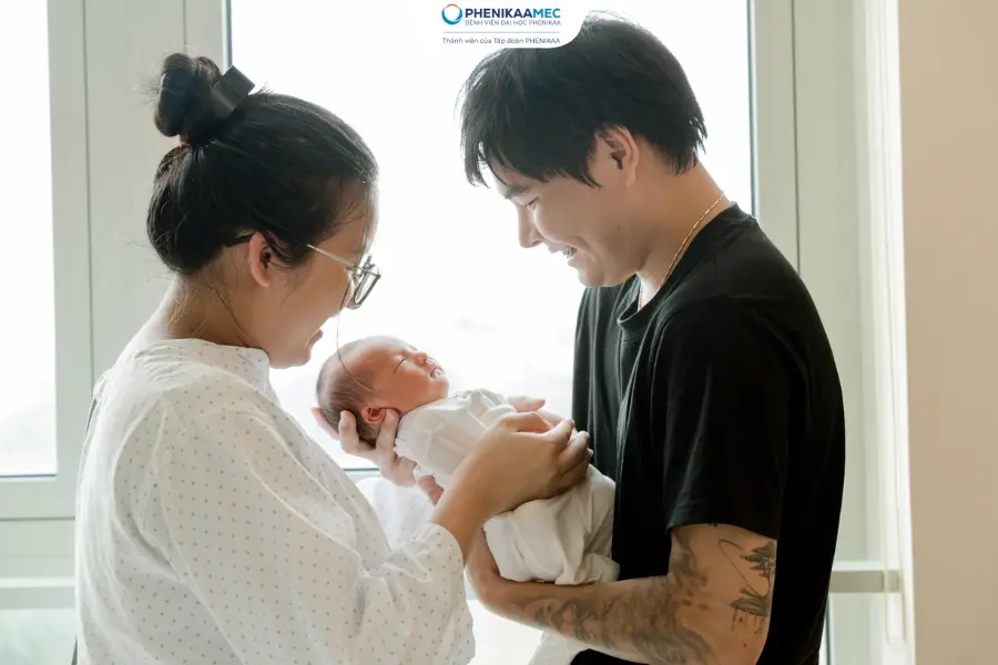Tiền sản giật trên nền thai kỳ nhiều nguy cơ: PhenikaaMec chủ động trước diễn biến đưa mẹ về đích an toàn