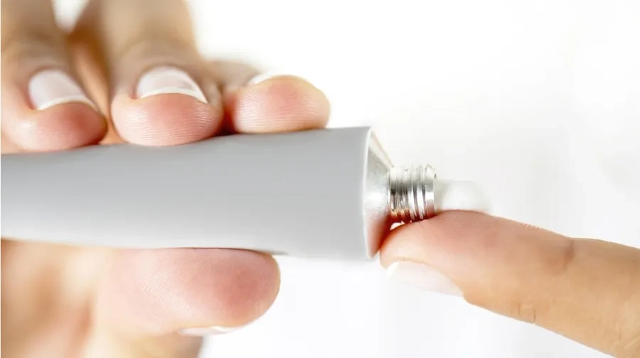 Thuốc hỗ trợ tăng đáp ứng miễn dịch tại chỗ nhằm kiểm soát hoạt động của HPV