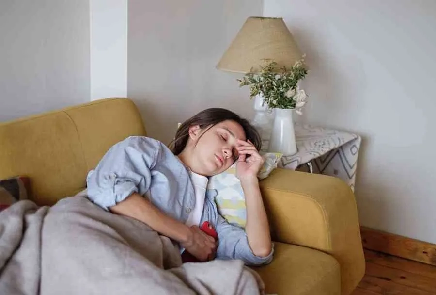 Bệnh nền và suy giảm miễn dịch làm giảm khả năng kiểm soát nhiễm trùng của cơ thể